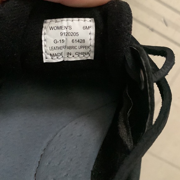 Never worn too small! - Picture 4 of 4